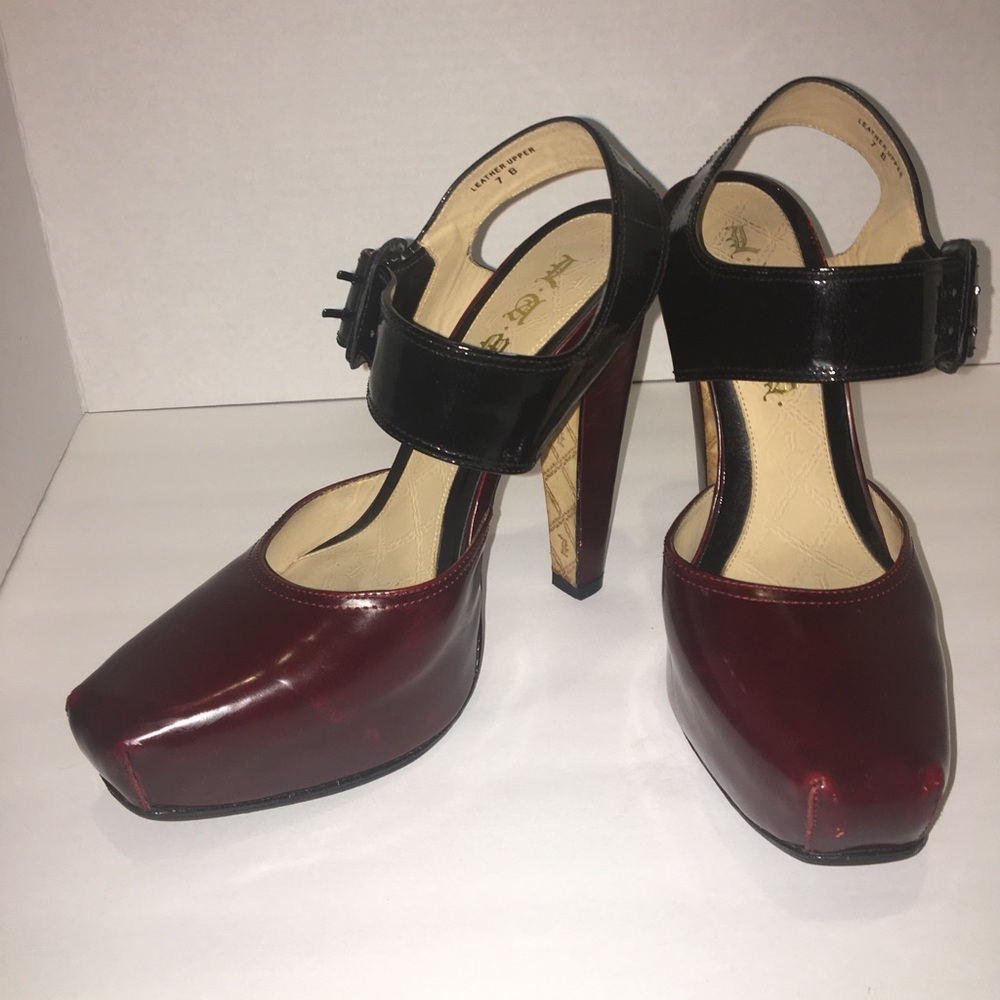 L.A.M.B HAMURA 7 Gwen Stefani platform heels.